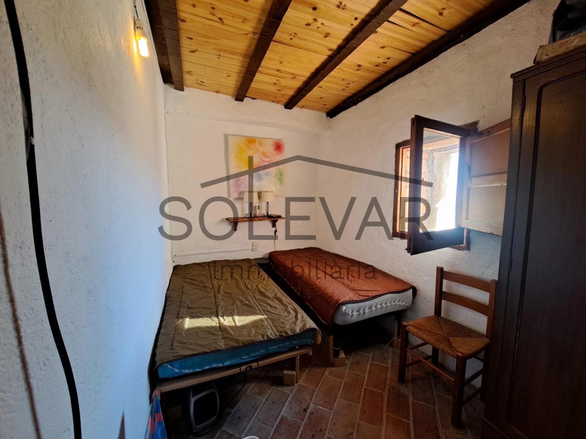 CASA CON TERRAZA EN SUTERRANYA