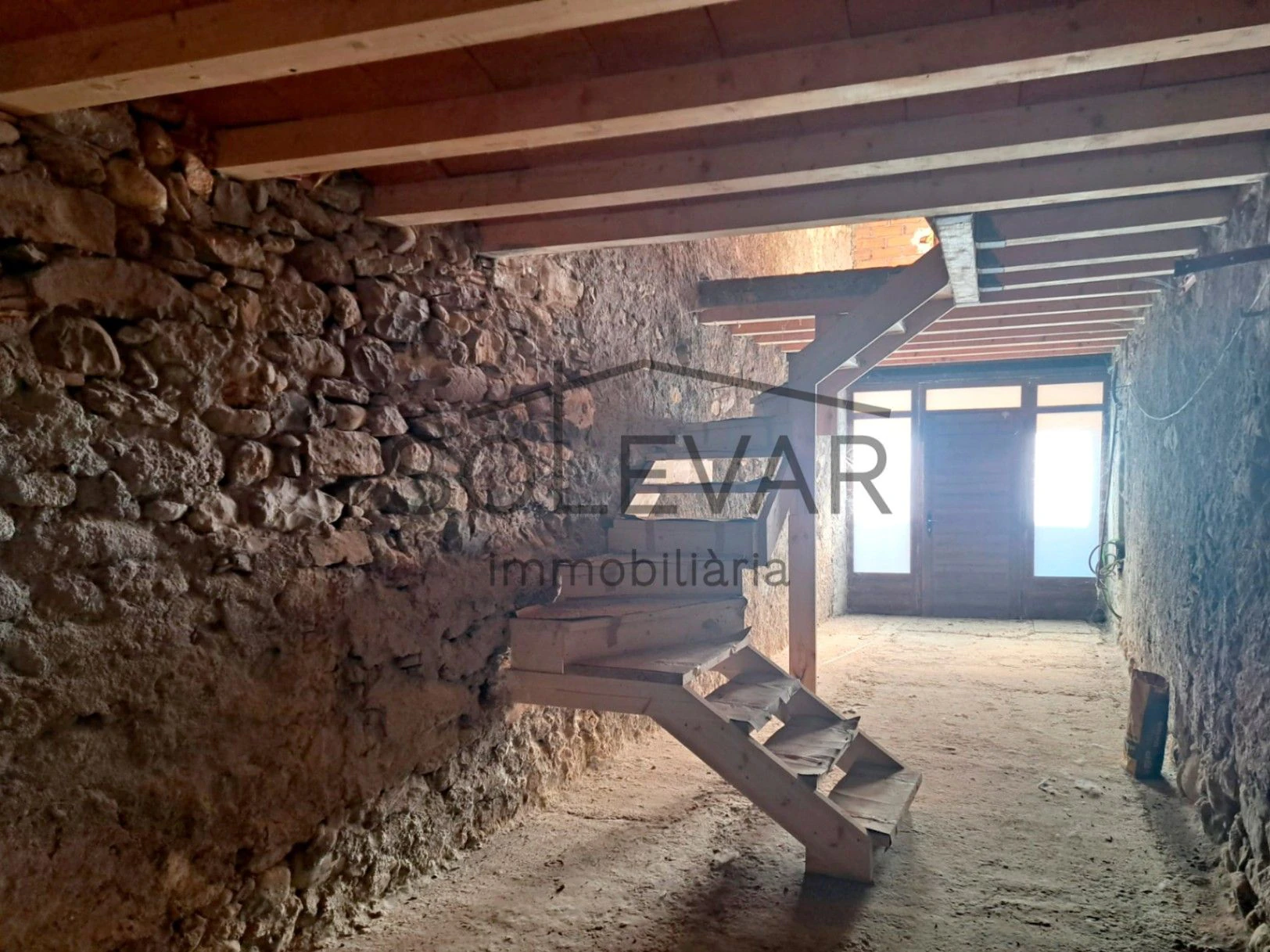 CASA A REFORMAR EN SALÀS DE PALLARS