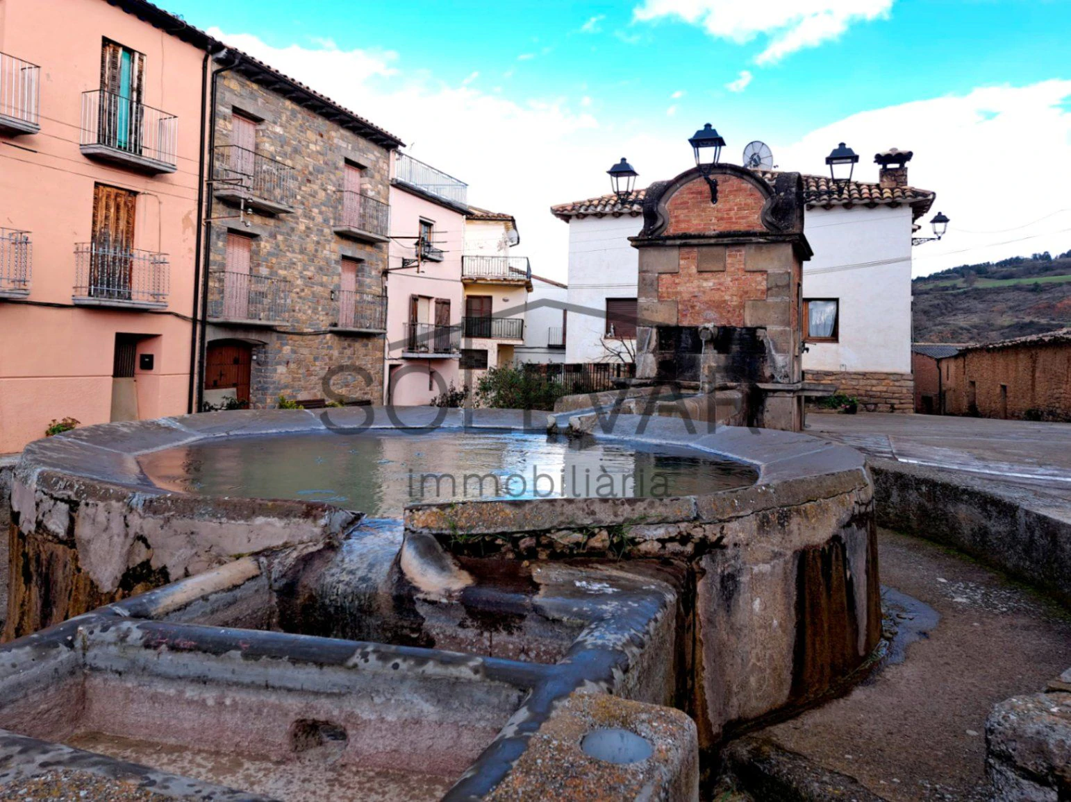CASA SEÑORIAL DEL SIGLO XVIII A REFORMAR EN SANT SALVADOR DE TOLÓ