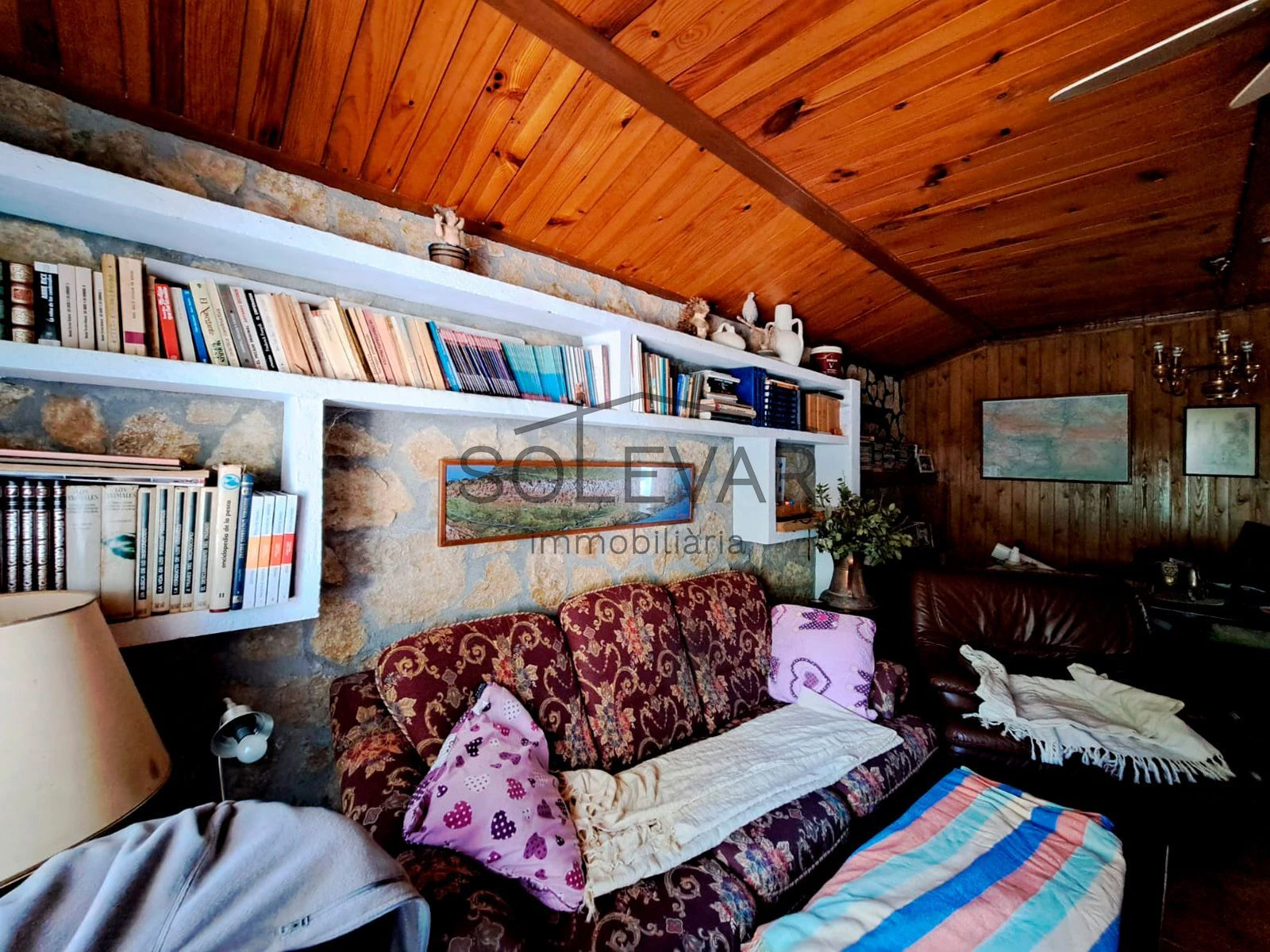 CASA EN VENTA EN LLIMIANA FRENTE AL PANTANO