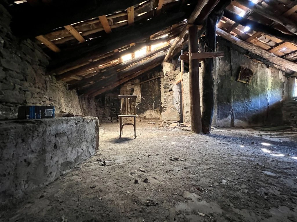 CASA A REFORMAR EN ERINYÀ