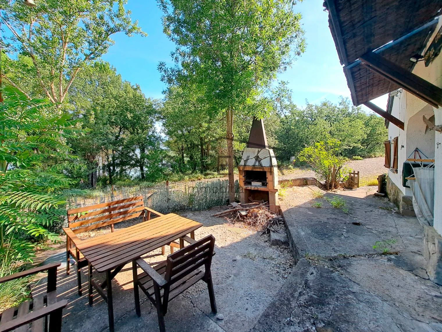CASA EN VENTA EN LLIMIANA FRENTE AL PANTANO