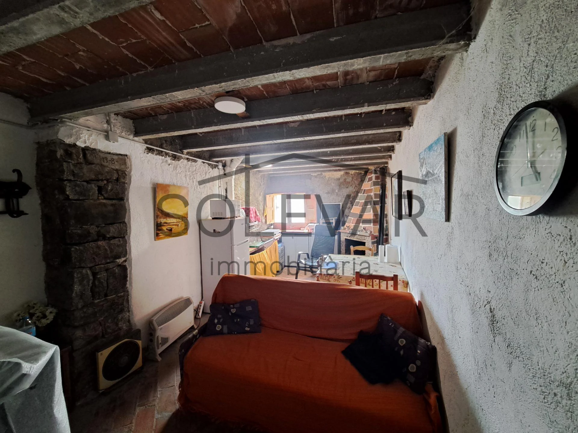 CASA CON TERRAZA EN SUTERRANYA