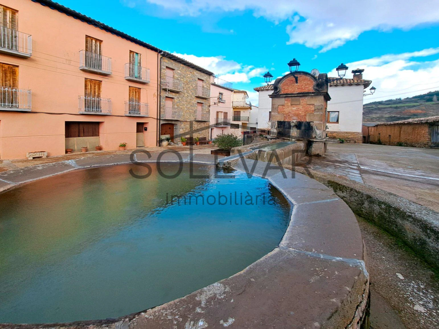 CASA SEÑORIAL DEL SIGLO XVIII A REFORMAR EN SANT SALVADOR DE TOLÓ