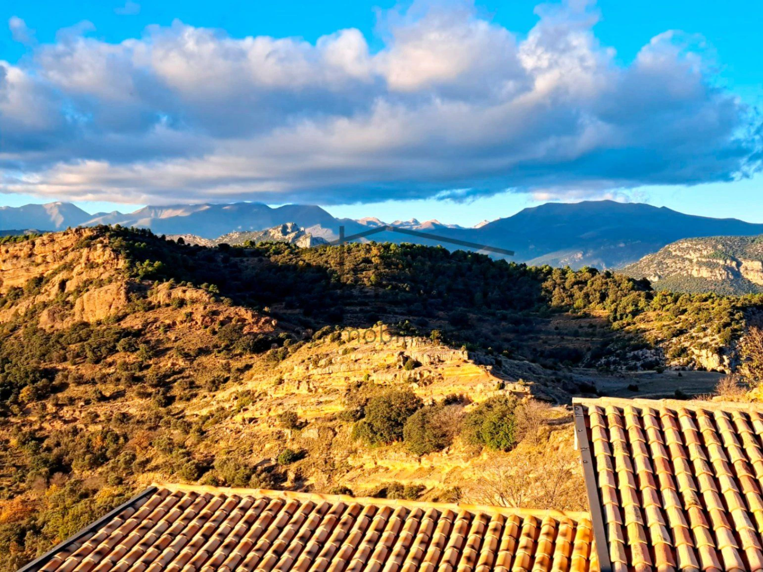 PRECIOSA CASA EN HORTONEDA