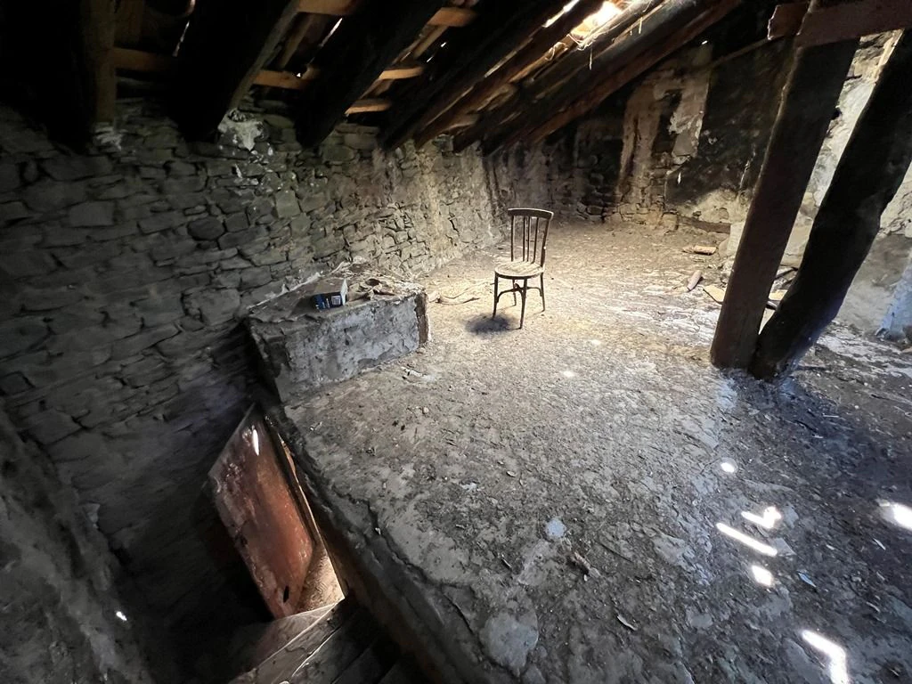 CASA A REFORMAR EN ERINYÀ