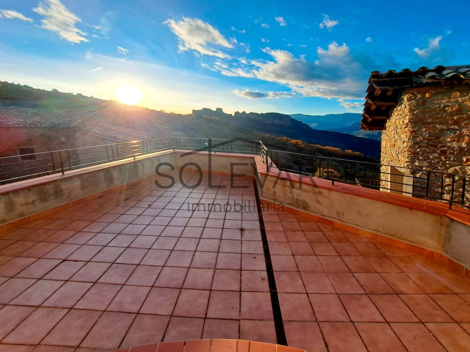 PRECIOSA CASA EN HORTONEDA
