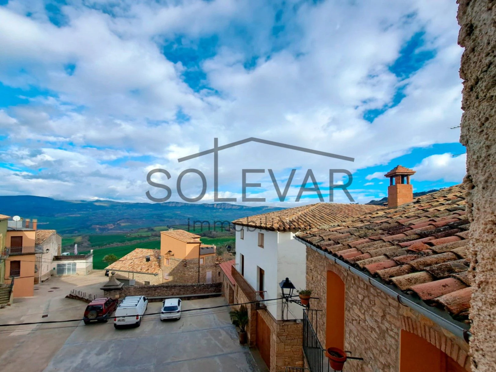 CASA SEÑORIAL DEL SIGLO XVIII A REFORMAR EN SANT SALVADOR DE TOLÓ