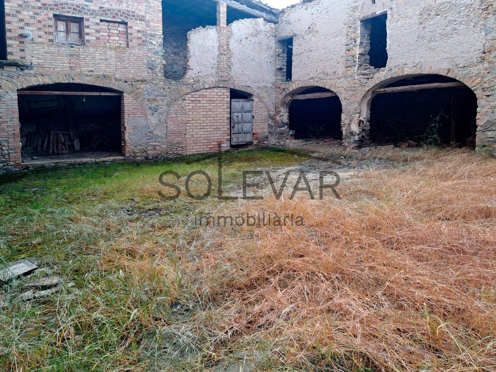 LARGE HOUSE WITH CENTRAL PATIO IN SALÀS DE PALLARS