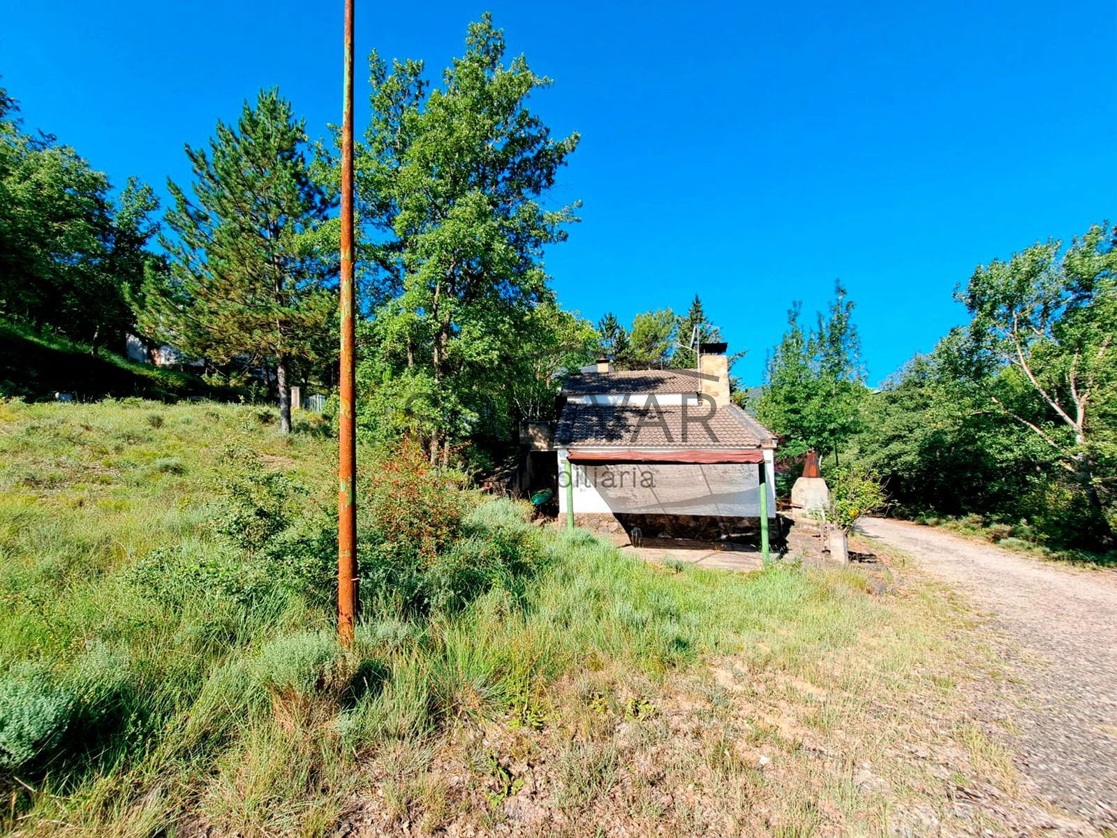 CASA EN VENTA EN LLIMIANA FRENTE AL PANTANO