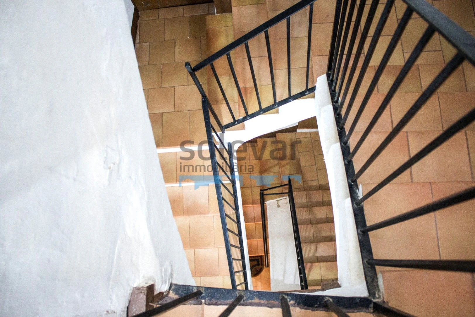 GRAN CASA EN EL CASCO ANTIGUO DE TALARN