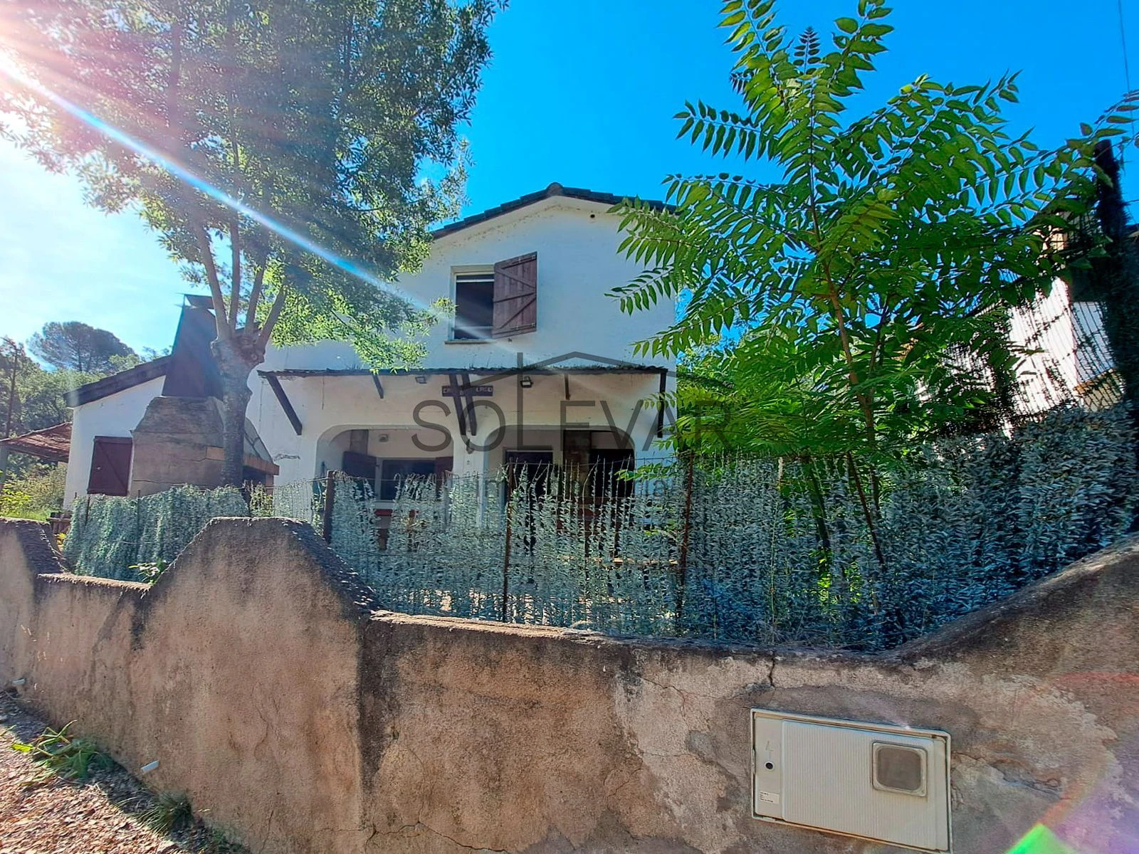 CASA EN VENTA EN LLIMIANA FRENTE AL PANTANO
