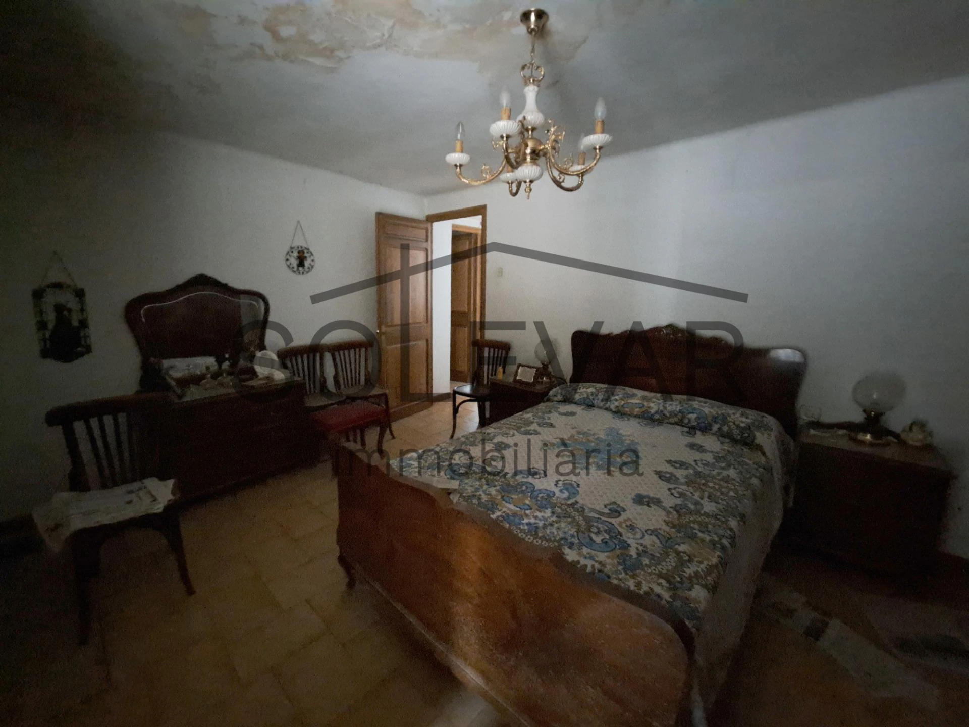 CASA EN EL CASCO ANTIGUO DE TREMP
