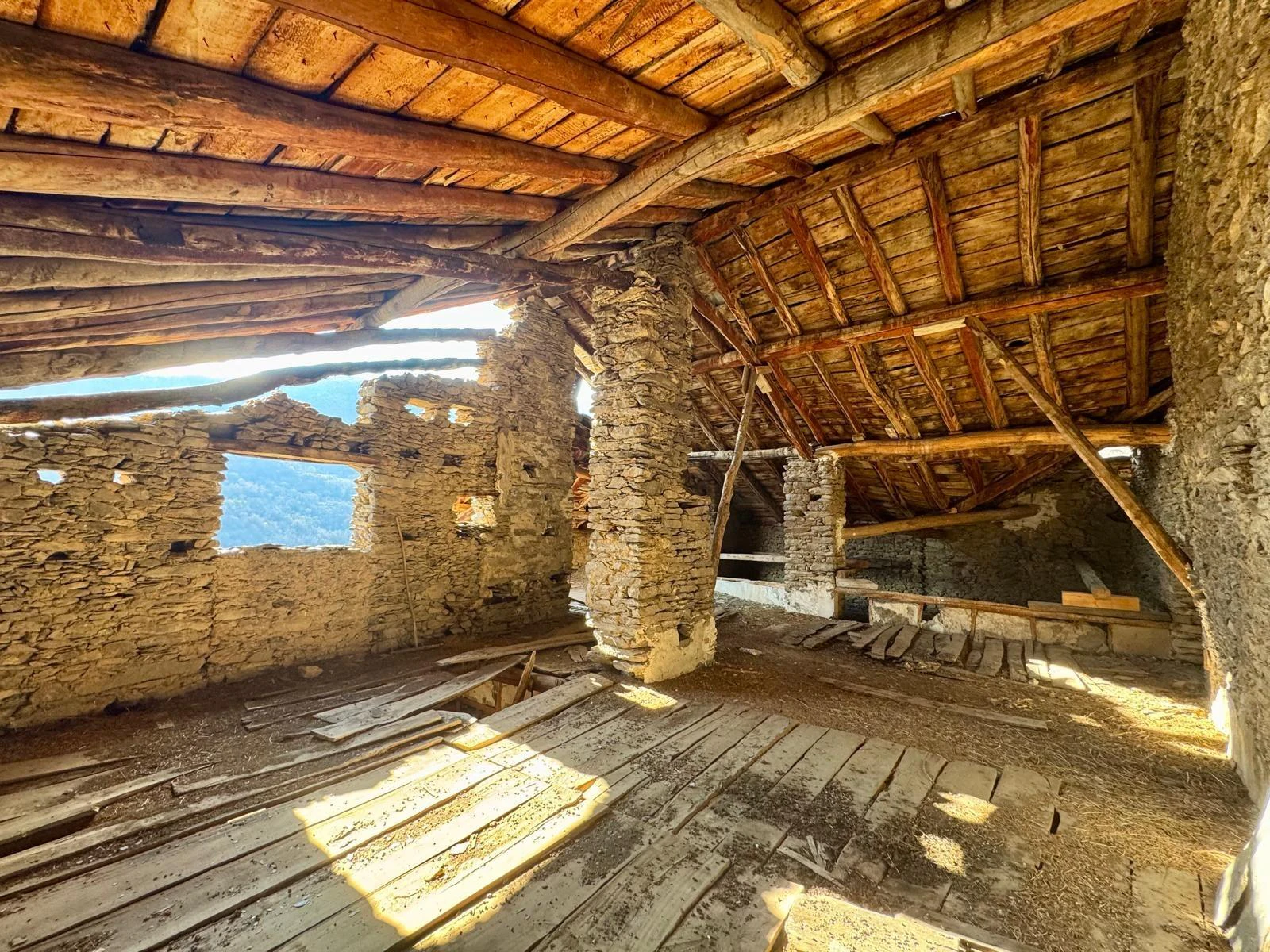 ESPECTACULAR CASA DE PUEBLO EN SORRE, PALLARS SOBIRA