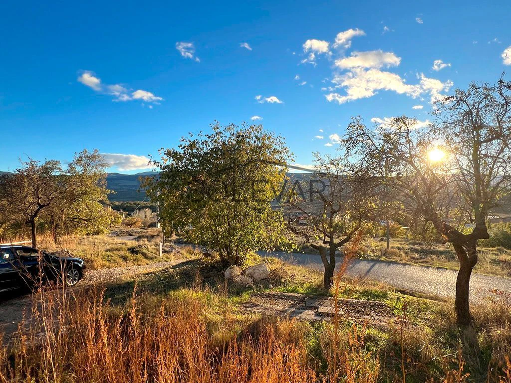 HOUSE TO RENOVATE WITH LARGE RUSTIC LAND IN FIGUEROLA D`ORCAU