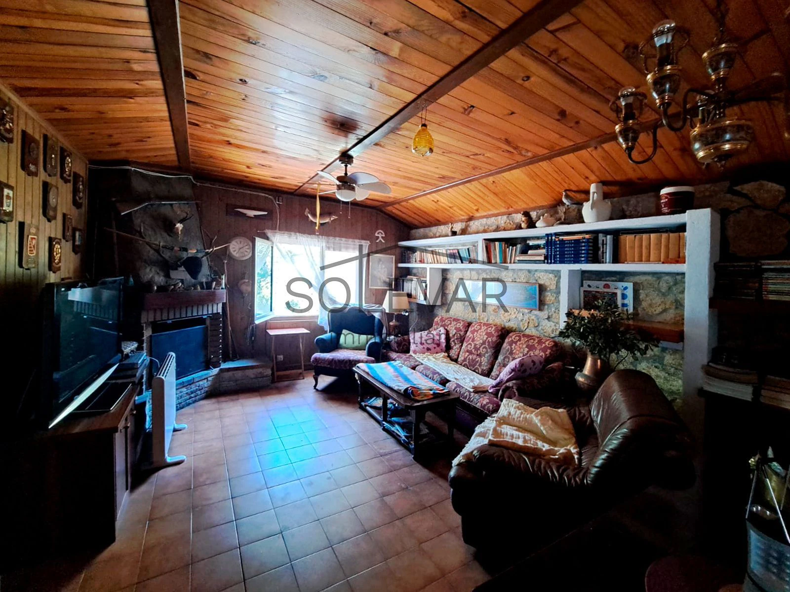 CASA EN VENTA EN LLIMIANA FRENTE AL PANTANO
