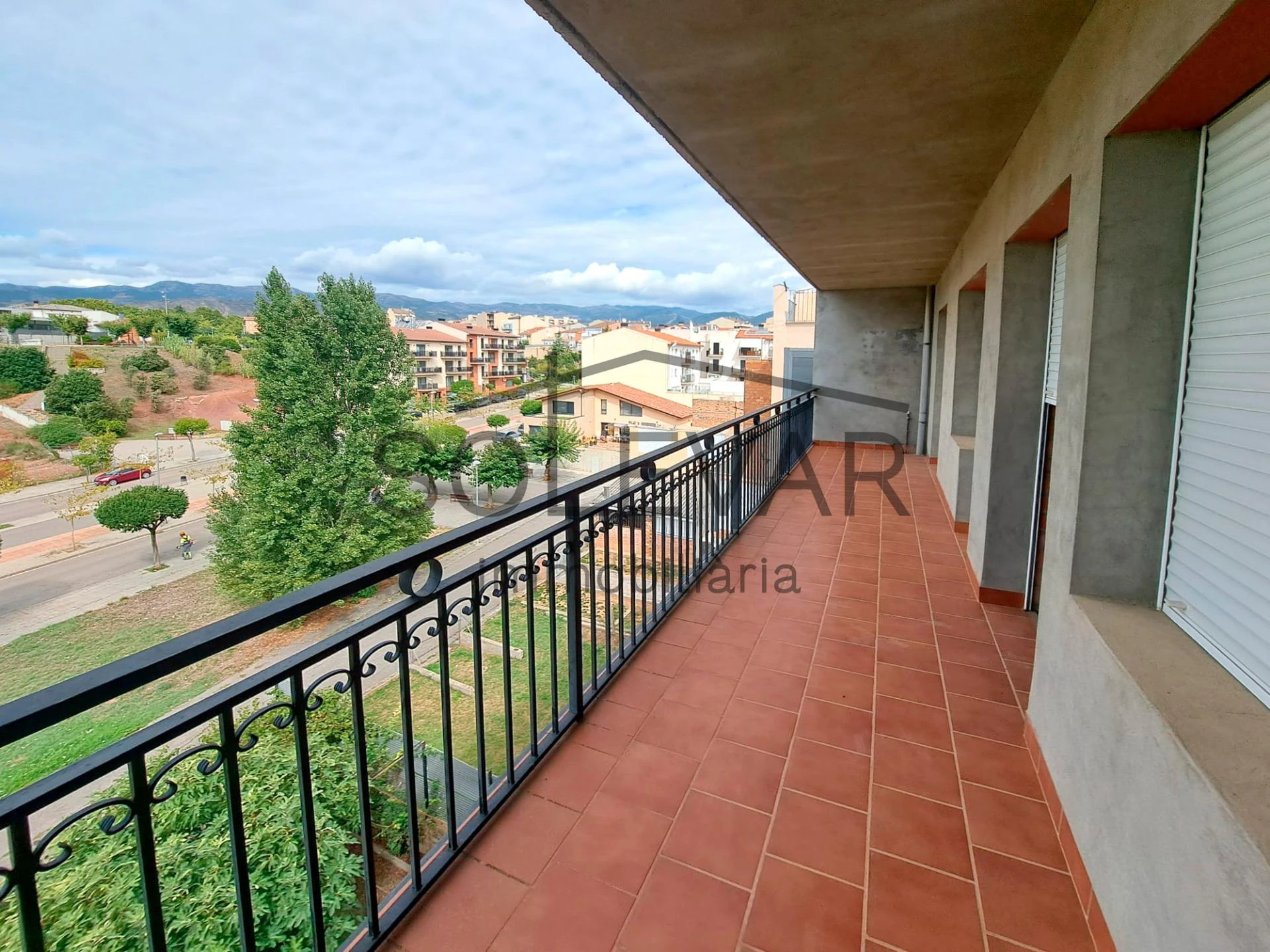 DUPLEX WITH GREAT VIEWS TO RENOVATE IN TREMP