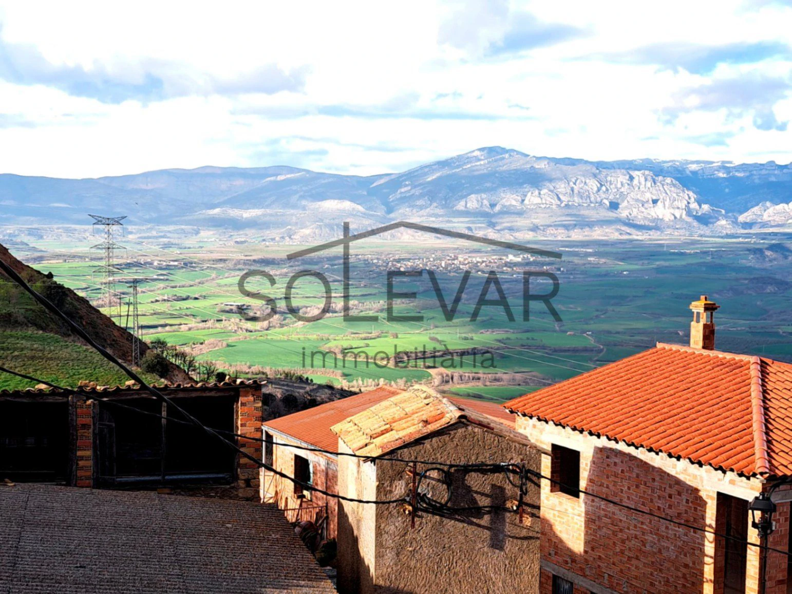 CASA SEÑORIAL DEL SIGLO XVIII A REFORMAR EN SANT SALVADOR DE TOLÓ