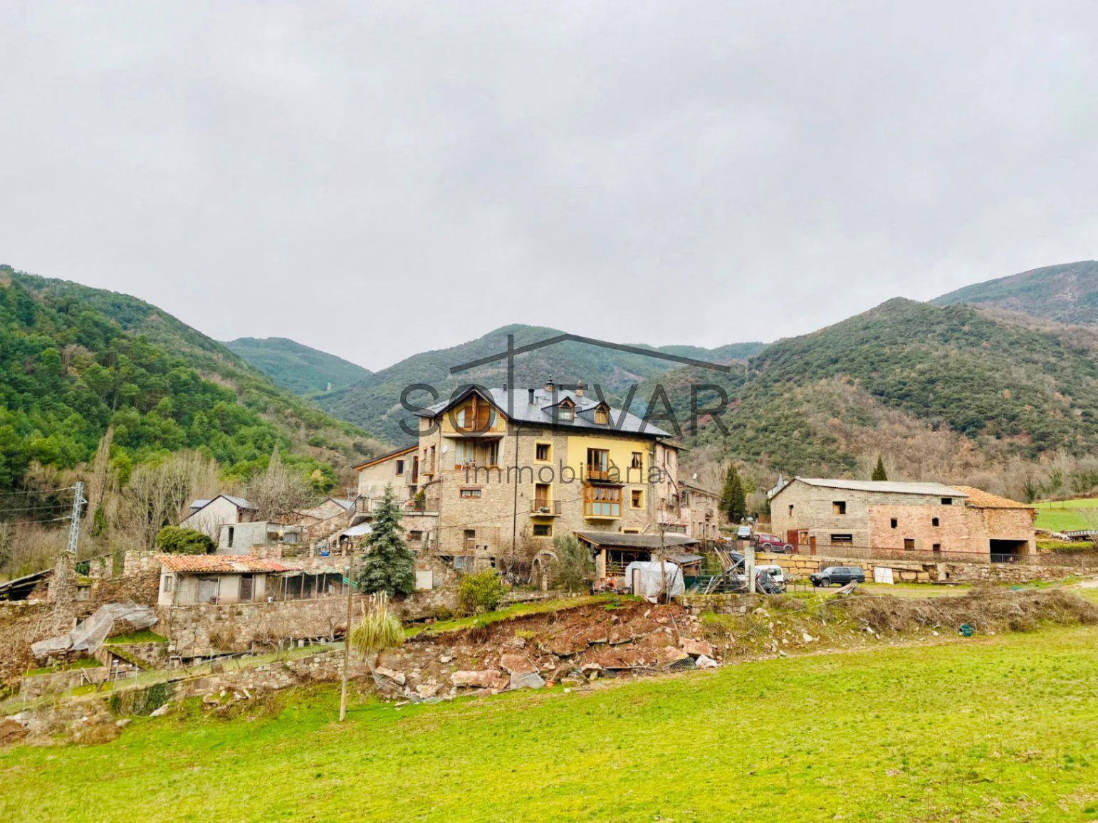 CASA PARA REFORMAR EN EL PRECIOSO PUEBLO DE DE ESCOS EN EL PALLARS SOBIRÀ.