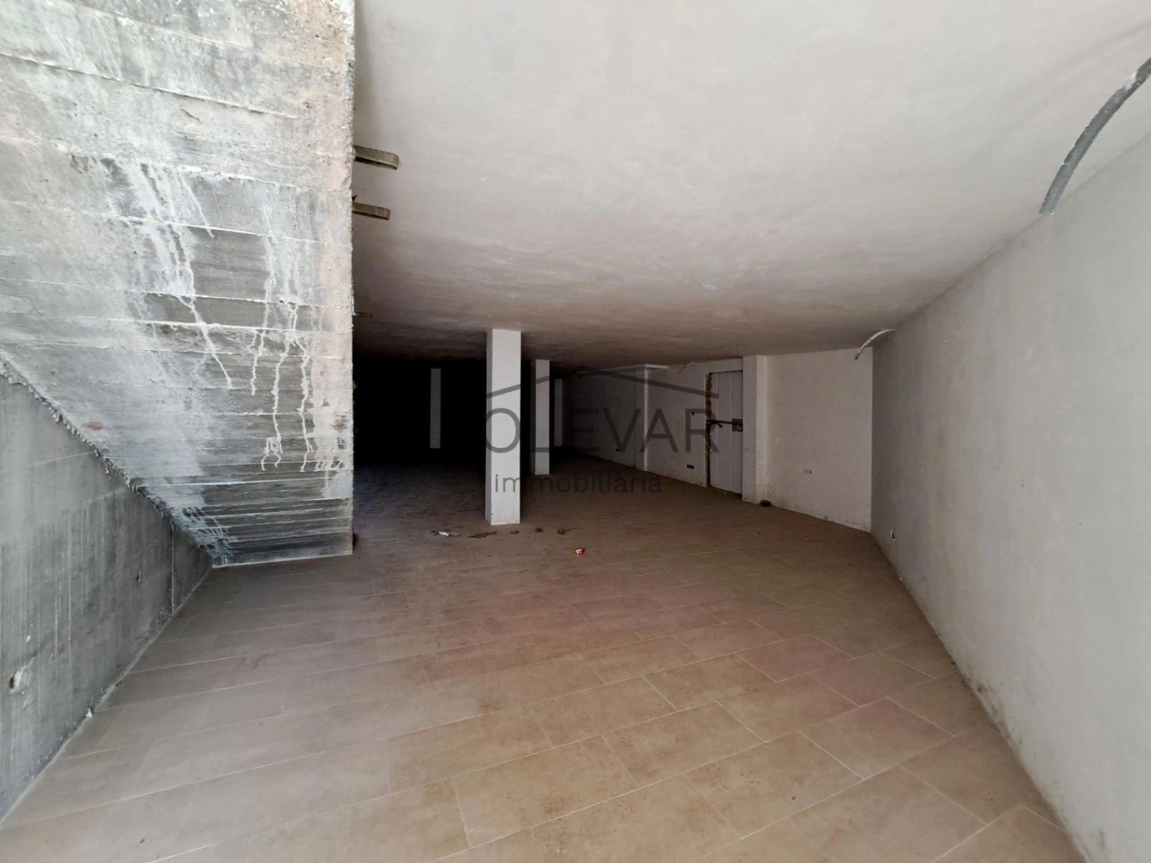 GRAN LOCAL COMERCIAL EN TREMP