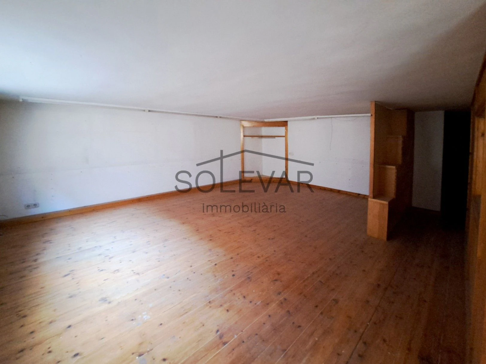 LOCAL COMERCIAL EN LA POBLA DE SEGUR