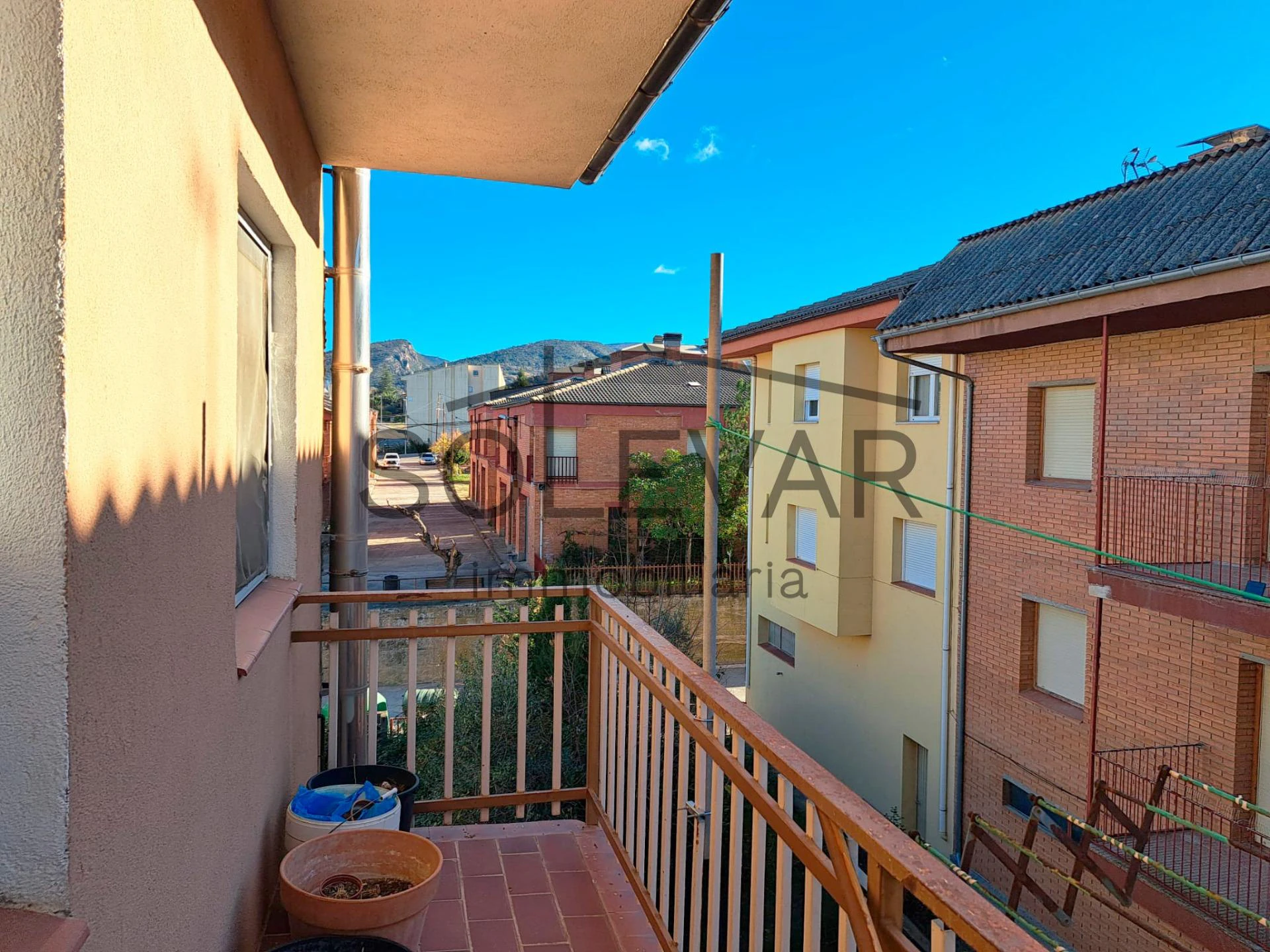 PISO CON ENCANTO Y MUCHO POTENCIAL EN EL CORAZÓN DE ISONA (PALLARS JUSSÀ)