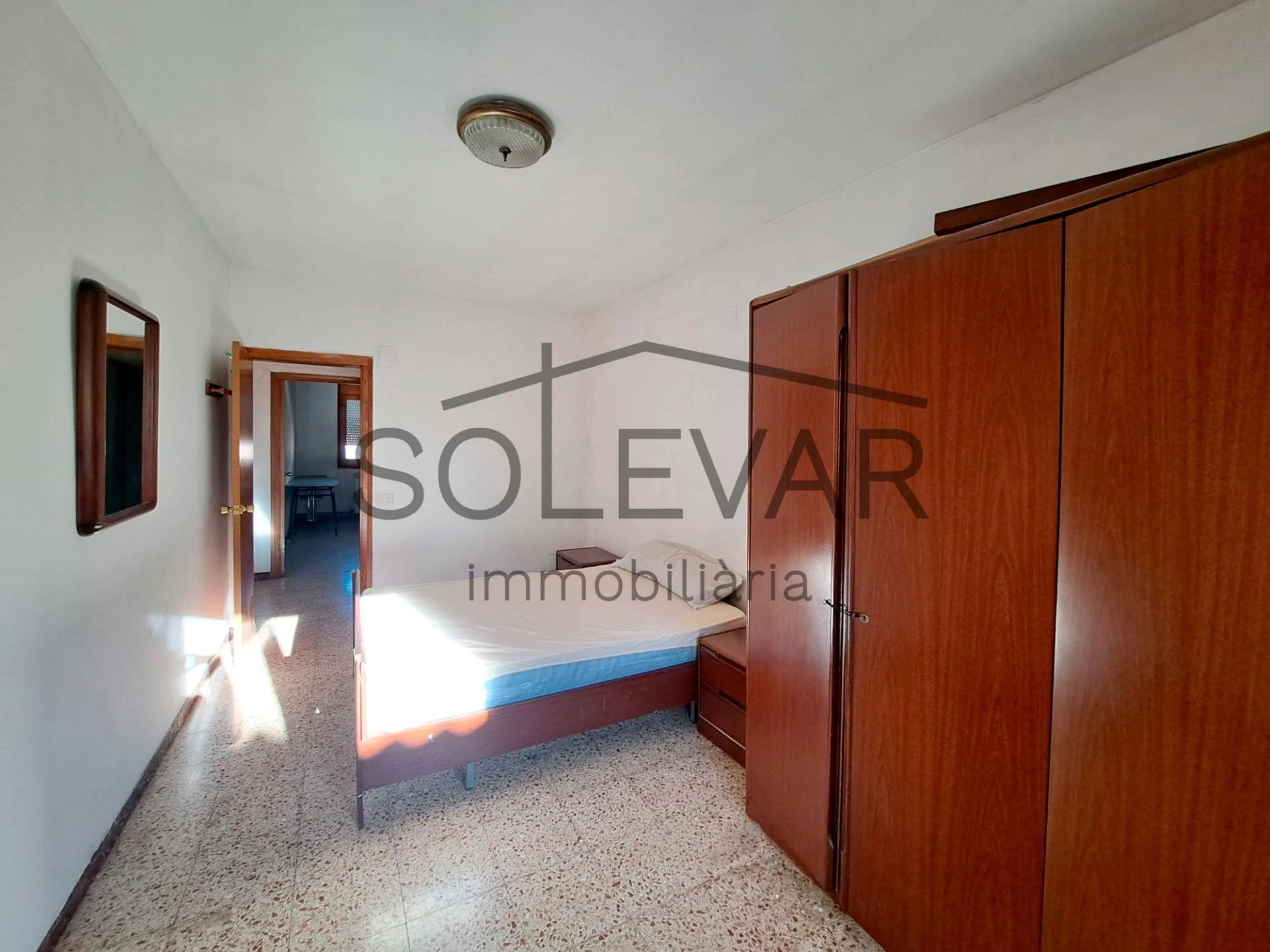 PISO CON ENCANTO Y MUCHO POTENCIAL EN EL CORAZÓN DE ISONA (PALLARS JUSSÀ)