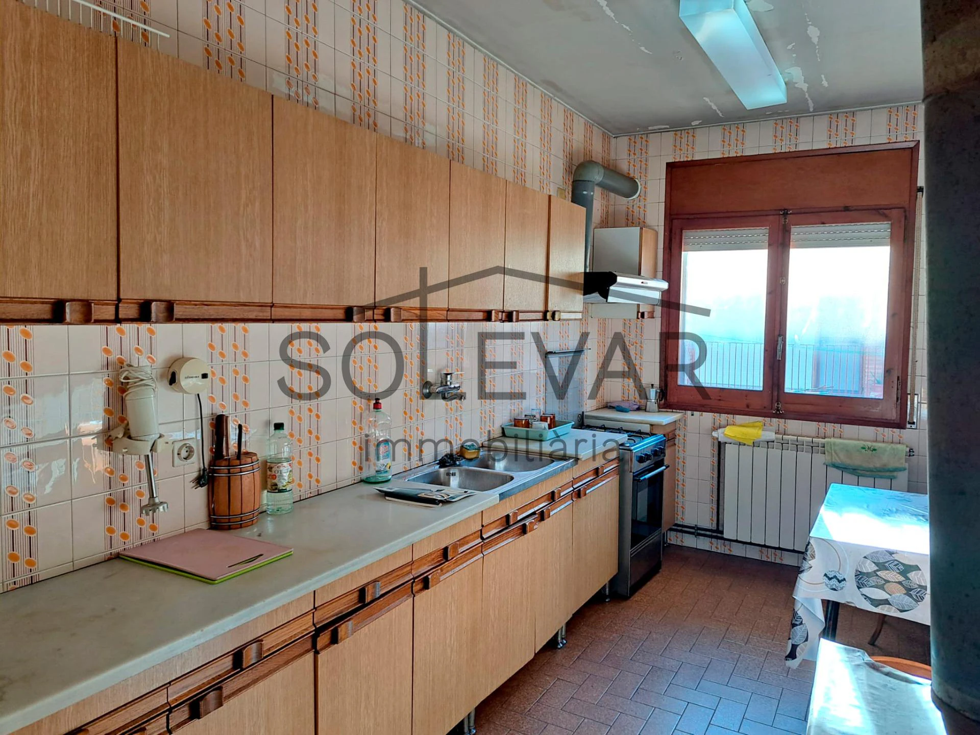 PISO CON ENCANTO Y MUCHO POTENCIAL EN EL CORAZÓN DE ISONA (PALLARS JUSSÀ)