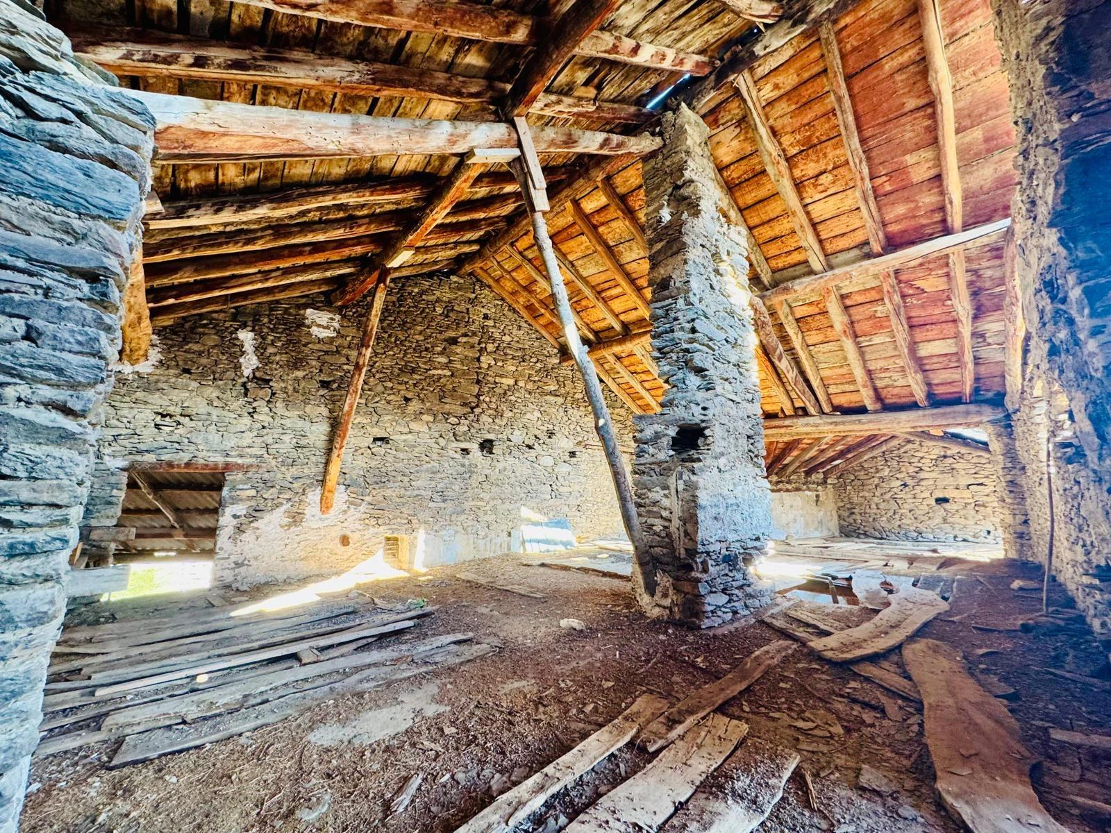 ESPECTACULAR CASA DE PUEBLO EN SORRE, PALLARS SOBIRA