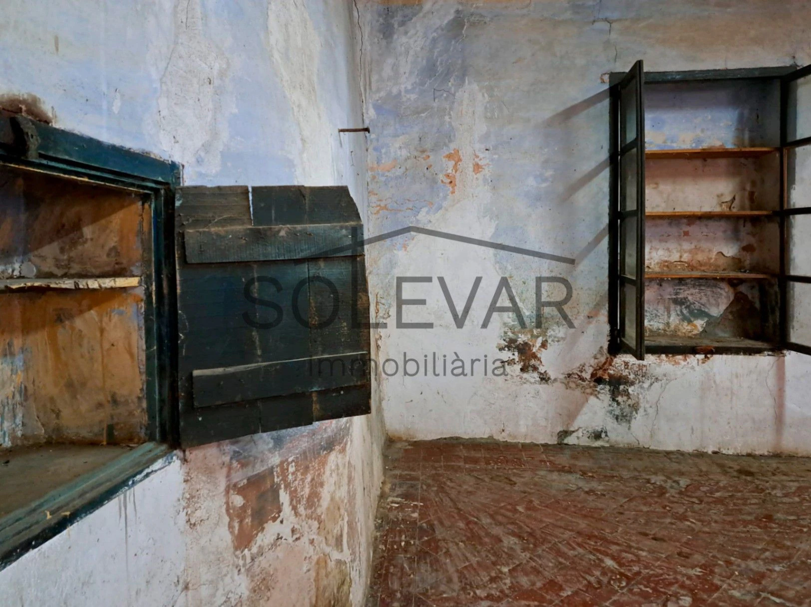 CASA SEÑORIAL DEL SIGLO XVIII A REFORMAR EN SANT SALVADOR DE TOLÓ