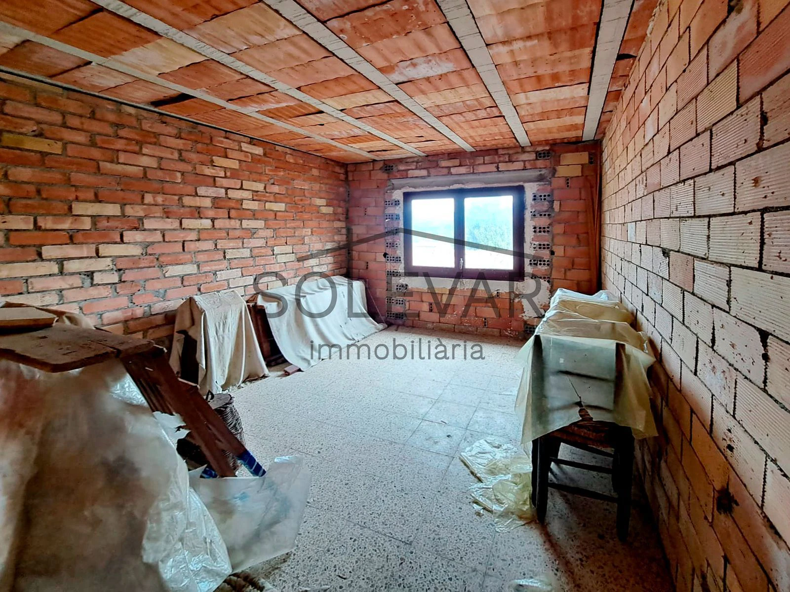 LARGE HOUSE WITH CENTRAL PATIO IN SALÀS DE PALLARS