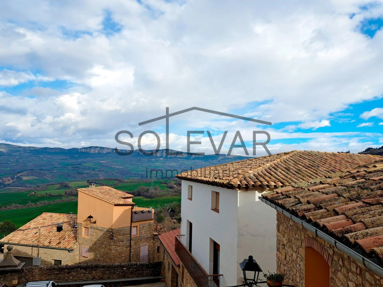 CASA SEÑORIAL DEL SIGLO XVIII A REFORMAR EN SANT SALVADOR DE TOLÓ