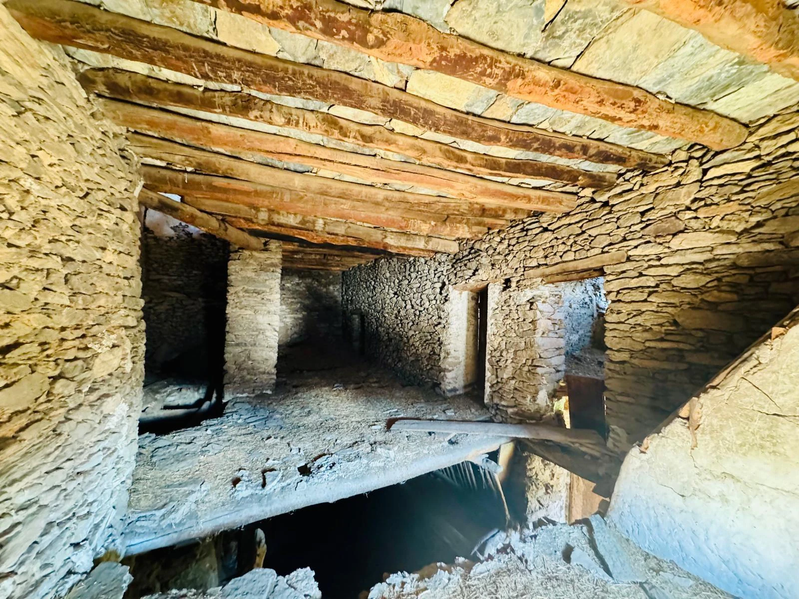 ESPECTACULAR CASA DE PUEBLO EN SORRE, PALLARS SOBIRA