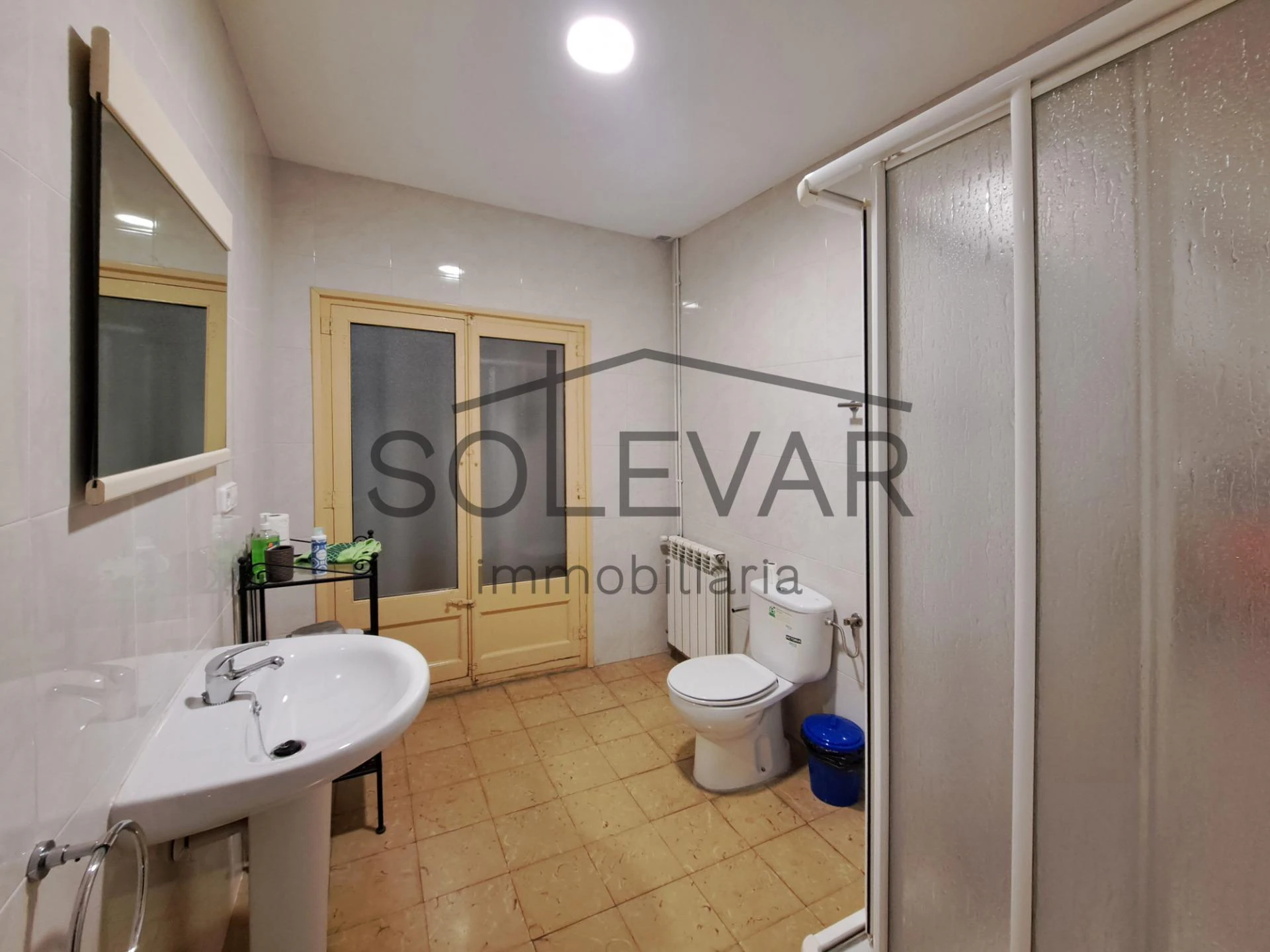 HOUSE WITH GREAT POTENTIAL IN THE OLD TOWN OF TREMP
