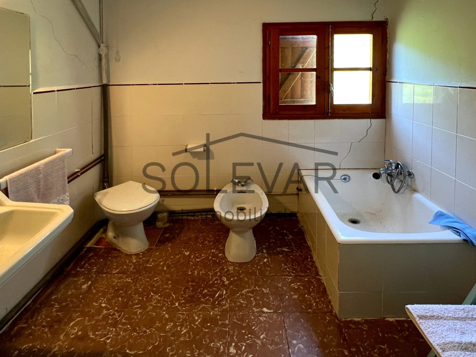 CASA CON ENCANTO Y GRAN POTENCIAL EN EL CORAZÓN DEL PIRINEO