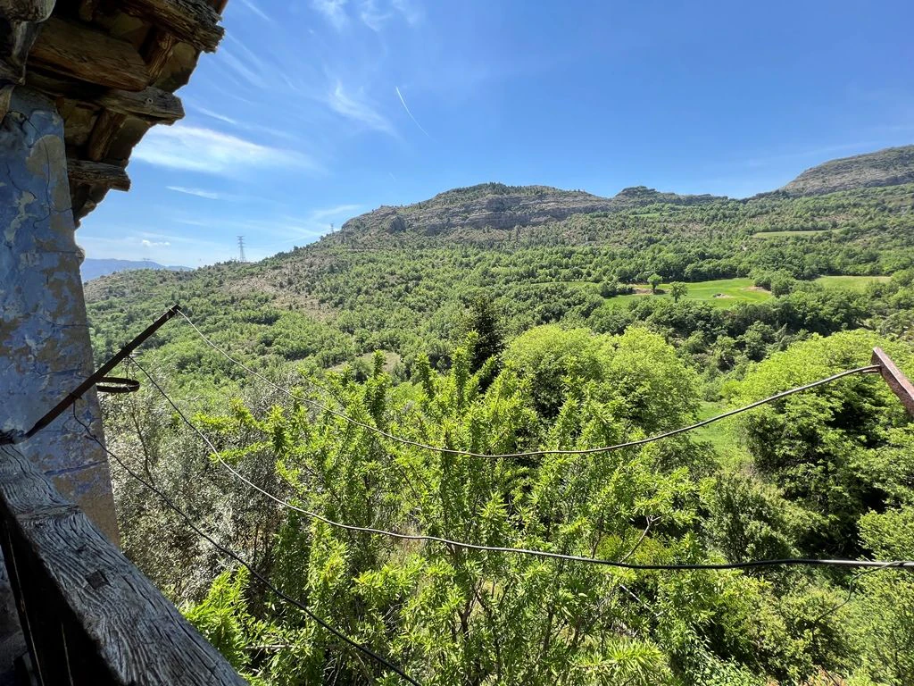 CASA A REFORMAR EN ERINYÀ