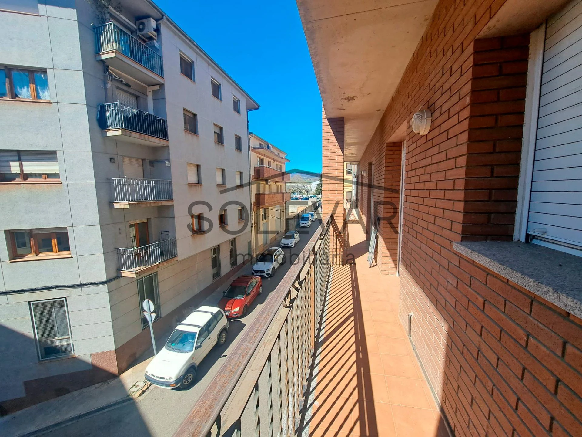 GRAN PIS AMB TERRASSA, BALCONS I GOLFES A TREMP