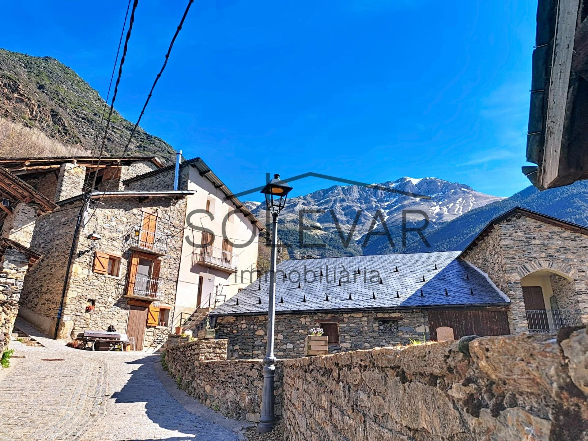 ESPECTACULAR DÚPLEX CON VISTAS EN CAPDELLA, VALL FOSCA