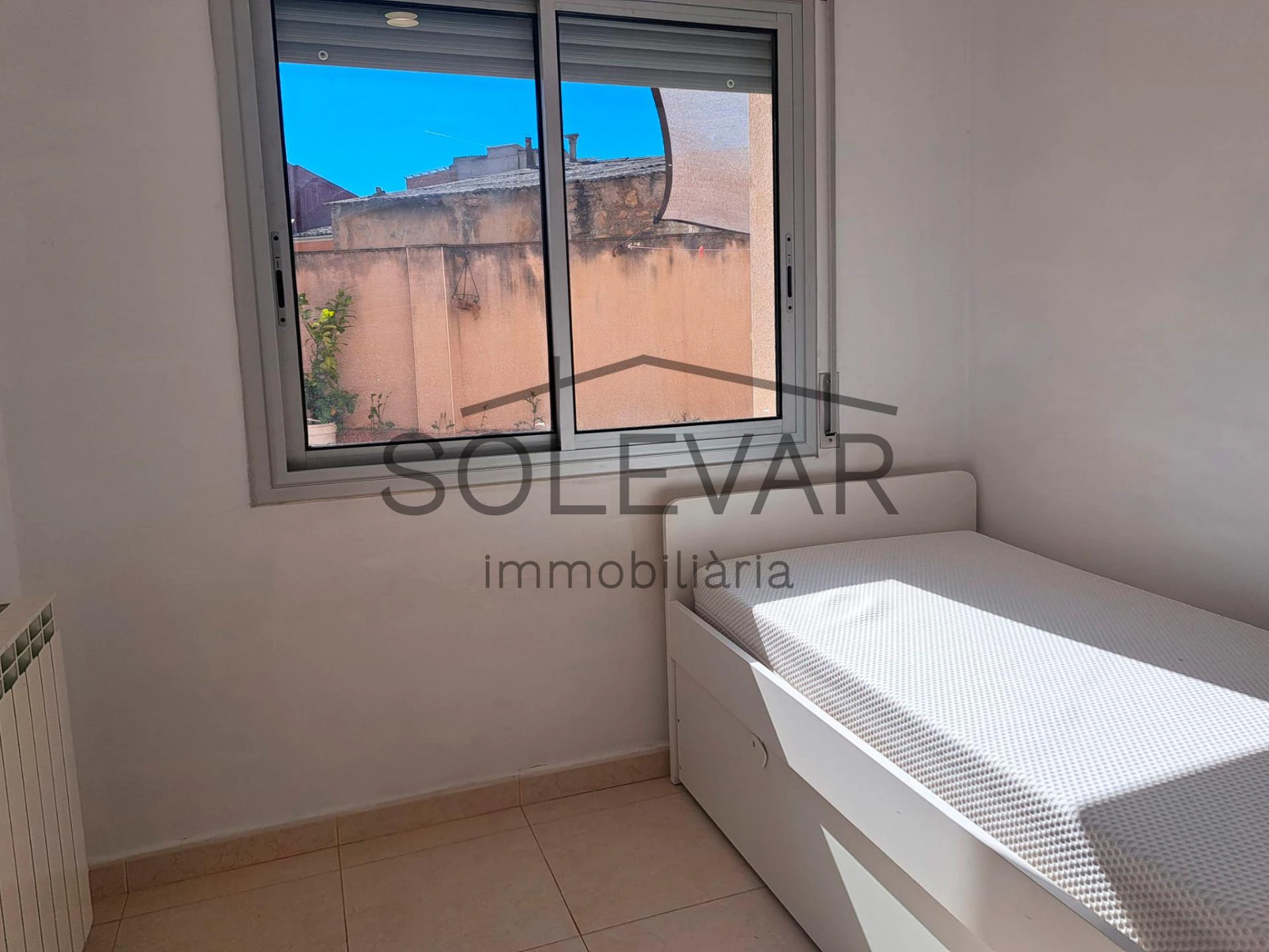 PISO CON GRAN TERRAZA EN TREMP