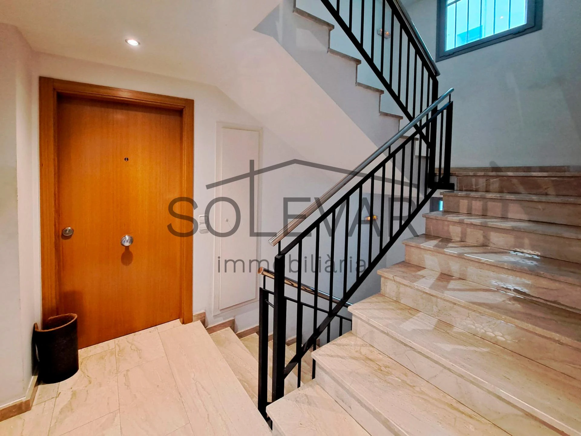 ACOGEDOR PISO EN EL CENTRO DE TREMP