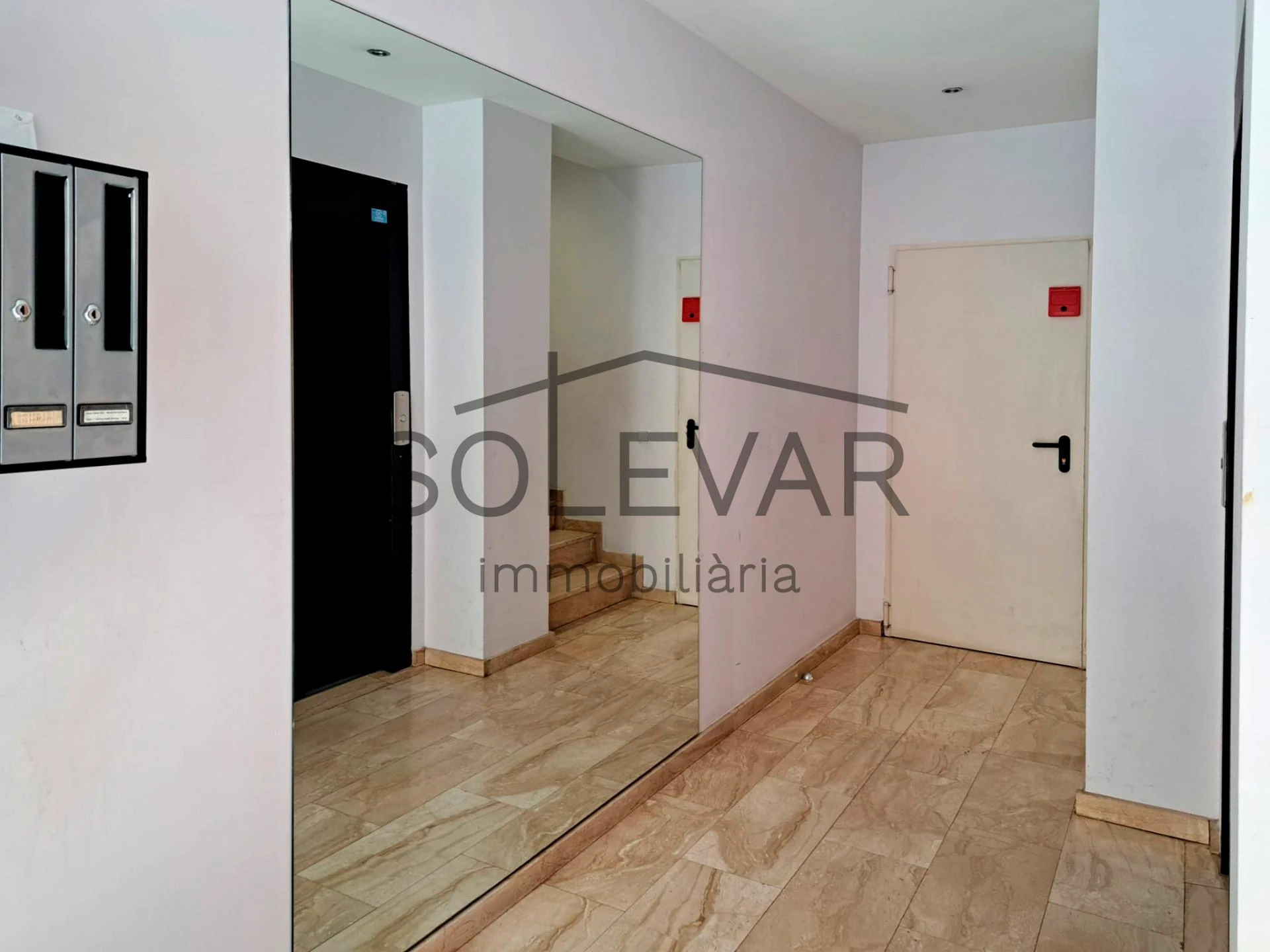 ACOGEDOR PISO EN EL CENTRO DE TREMP