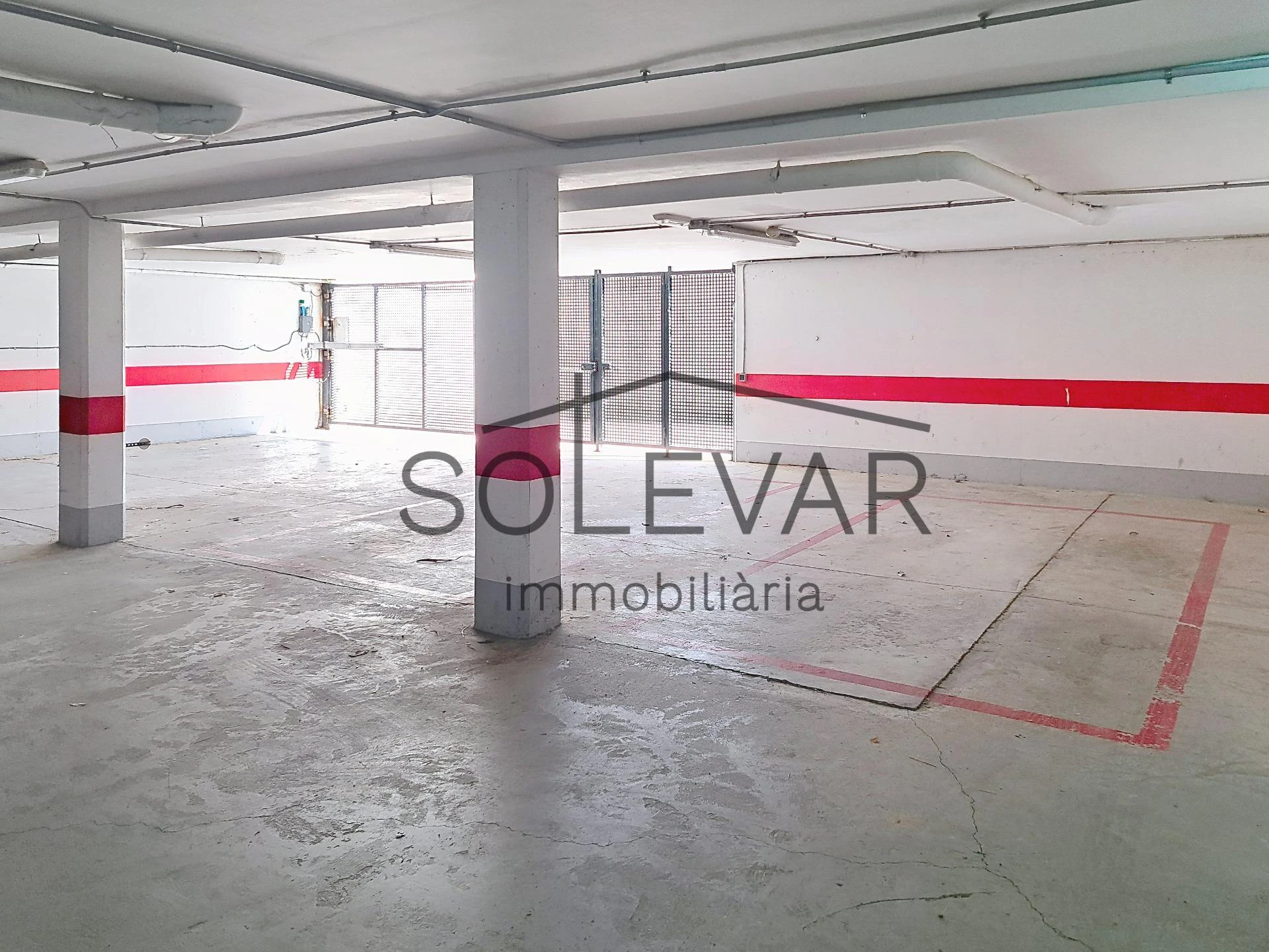 ACOGEDOR PISO EN TREMP CON TERRAZA Y VISTAS A LA MONTAÑA / VPO