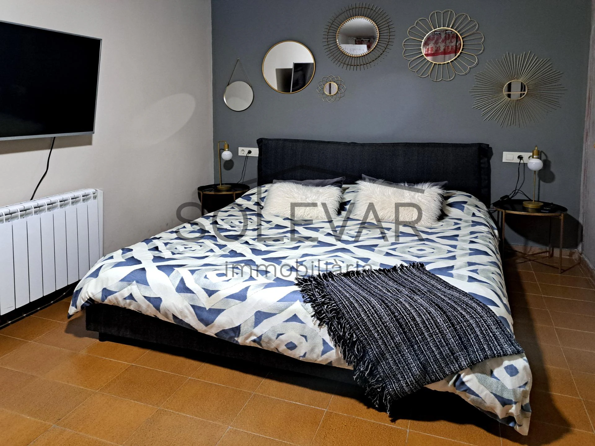 CHARMING AND SELF-SUFFICIENT SINGLE-FAMILY HOUSE IN TALARN