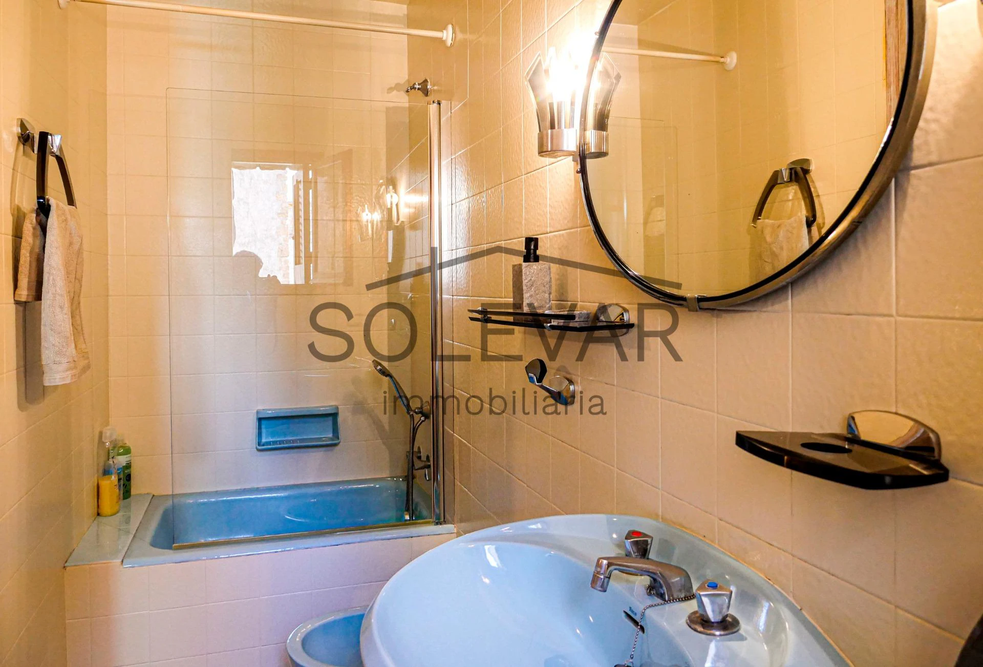 CHARMING AND SELF-SUFFICIENT SINGLE-FAMILY HOUSE IN TALARN