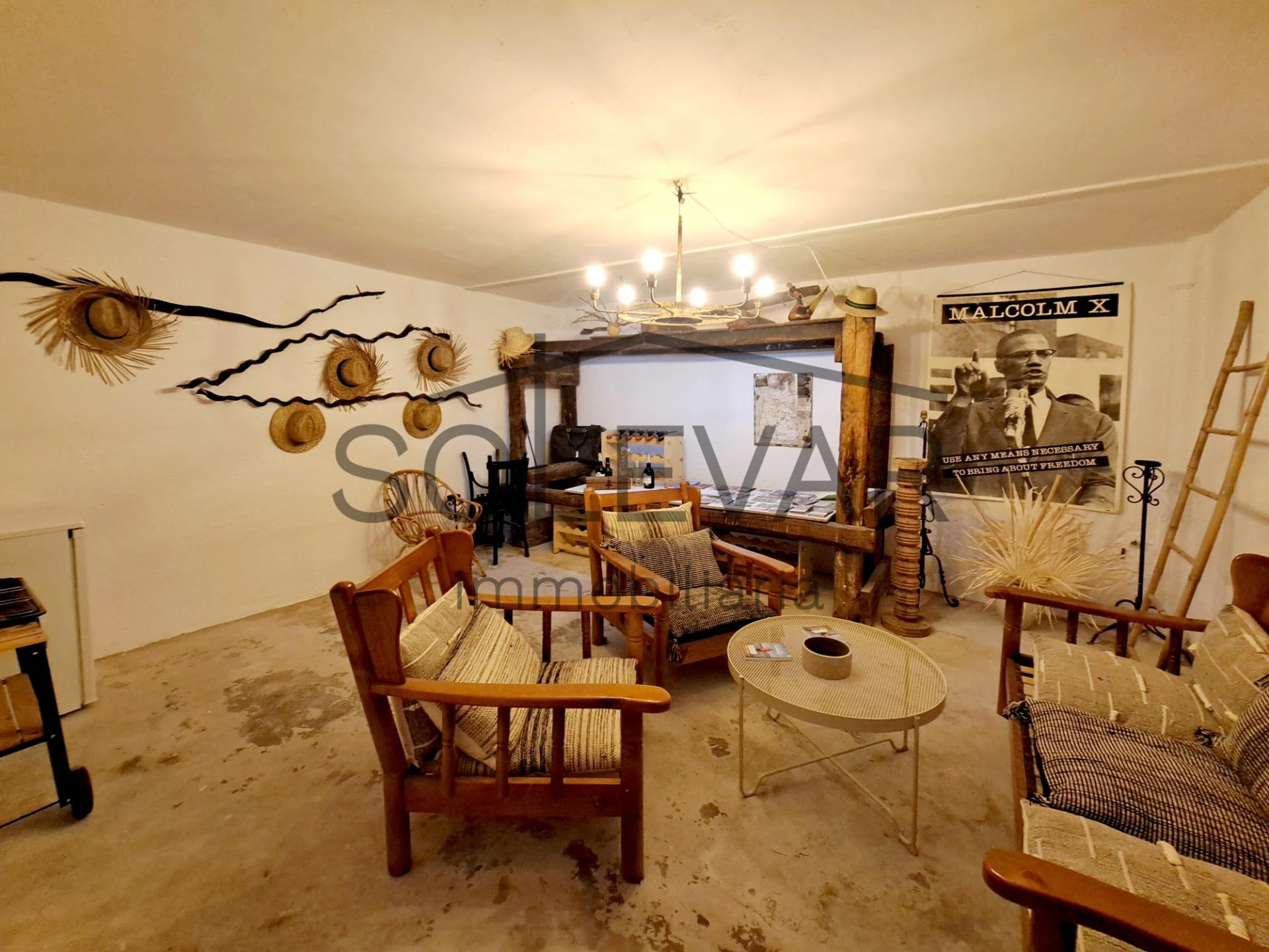 CHARMING AND SELF-SUFFICIENT SINGLE-FAMILY HOUSE IN TALARN