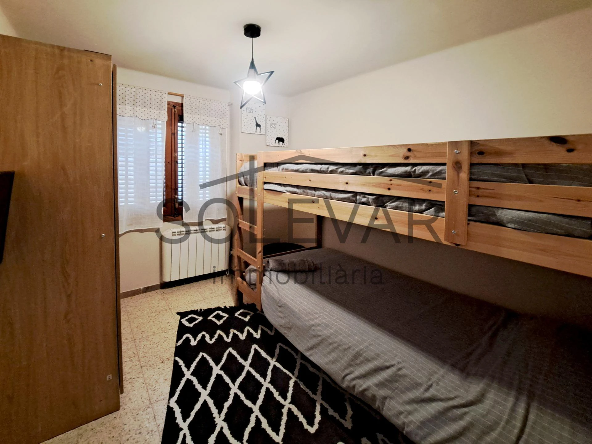 CHARMING AND SELF-SUFFICIENT SINGLE-FAMILY HOUSE IN TALARN