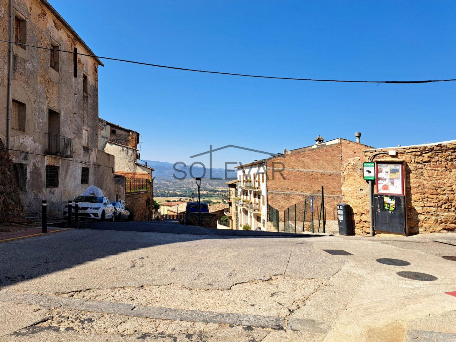 FINCA URBANA EN TALARN