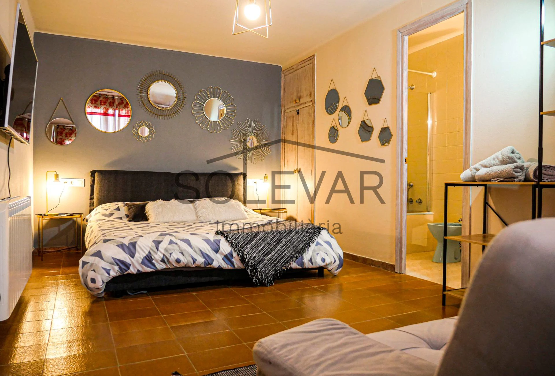 CHARMING AND SELF-SUFFICIENT SINGLE-FAMILY HOUSE IN TALARN