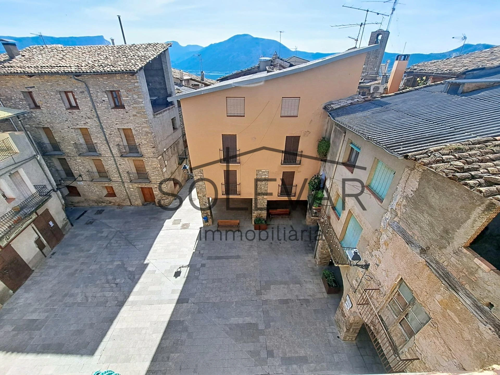 PISO CON VISTAS ESPECTACULARES EN SALÀS DE PALLARS