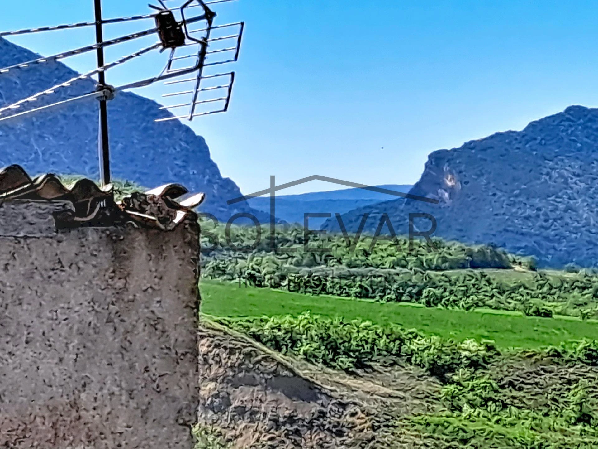 CASA CON VISTAS ESPECTACULARES EN SANT SERNI